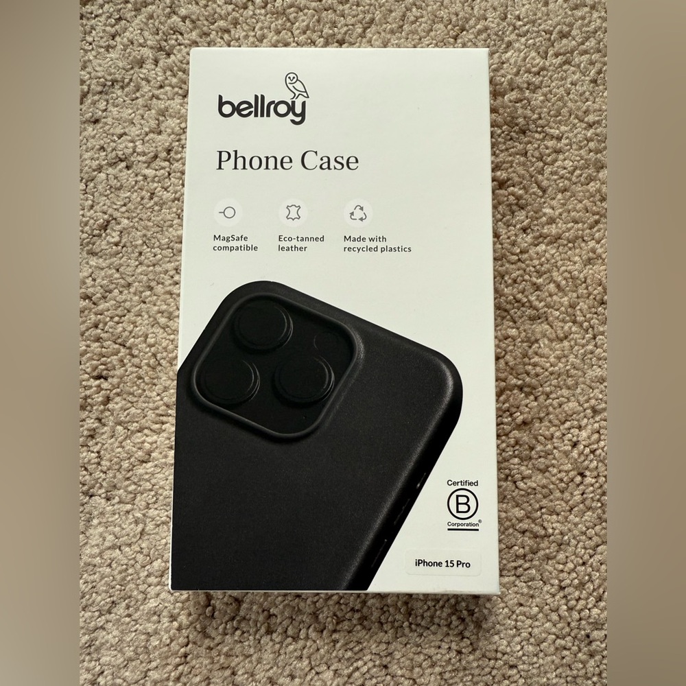 Bellroy Leather iPhone 15 pro case